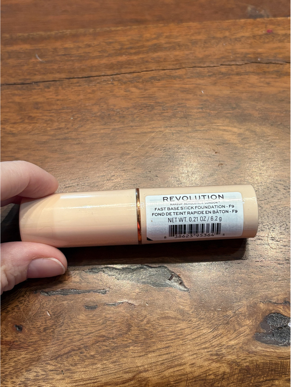 Revolution foundation stick F9. NWT!